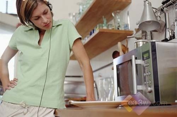 Phân biệt lò nướng và lò vi sóng